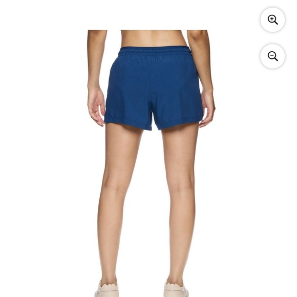 🆕 NWT Reebok Women's Staple Running Short With Mesh Lining size XXL - Picture 4 of 4